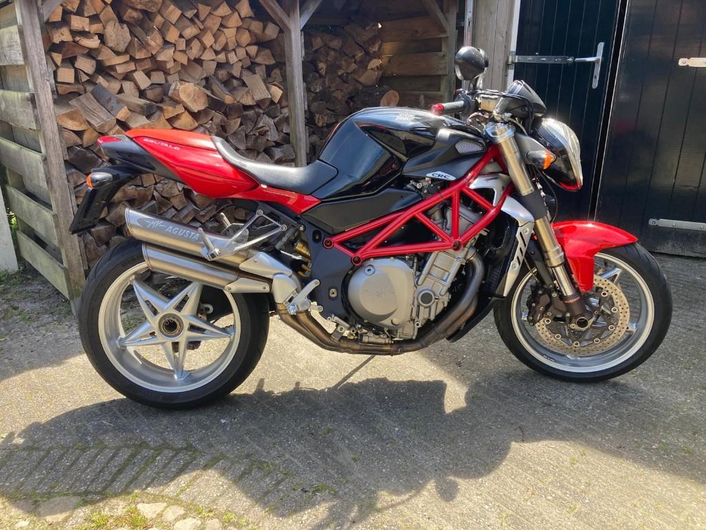 MV Agusta Brutale 910R