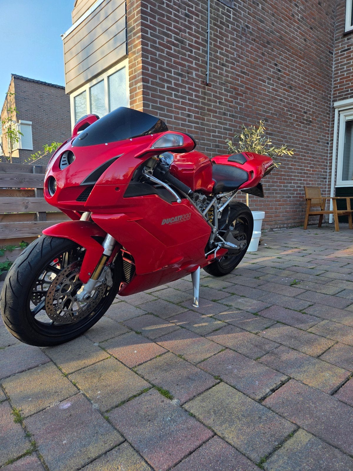 Ducati 999