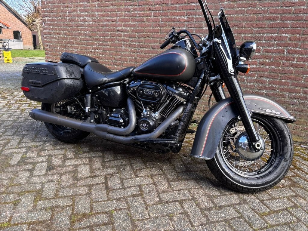 Harley-Davidson FLSTN Heritage Softail Nostalgia (Cow Glide)