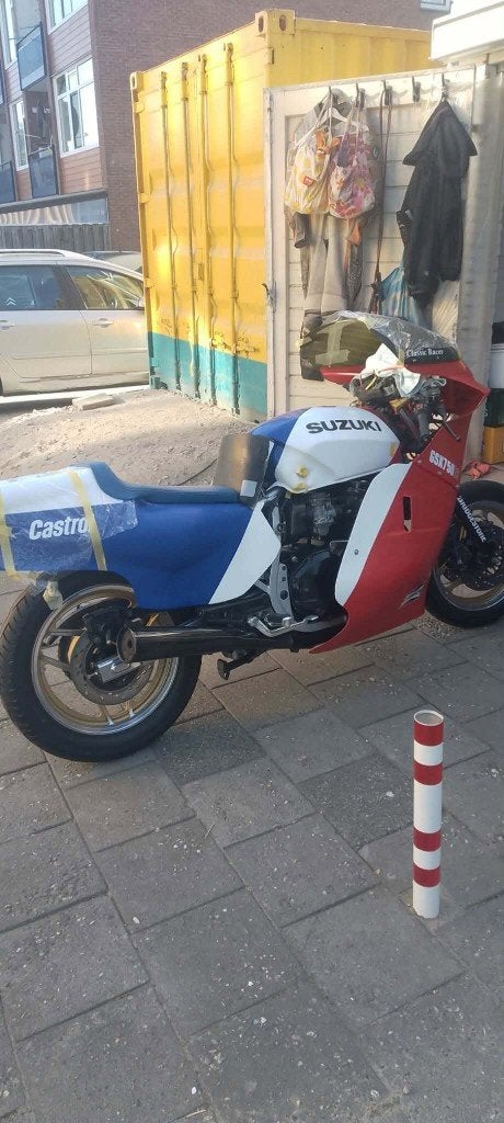 Suzuki GSX 750ES