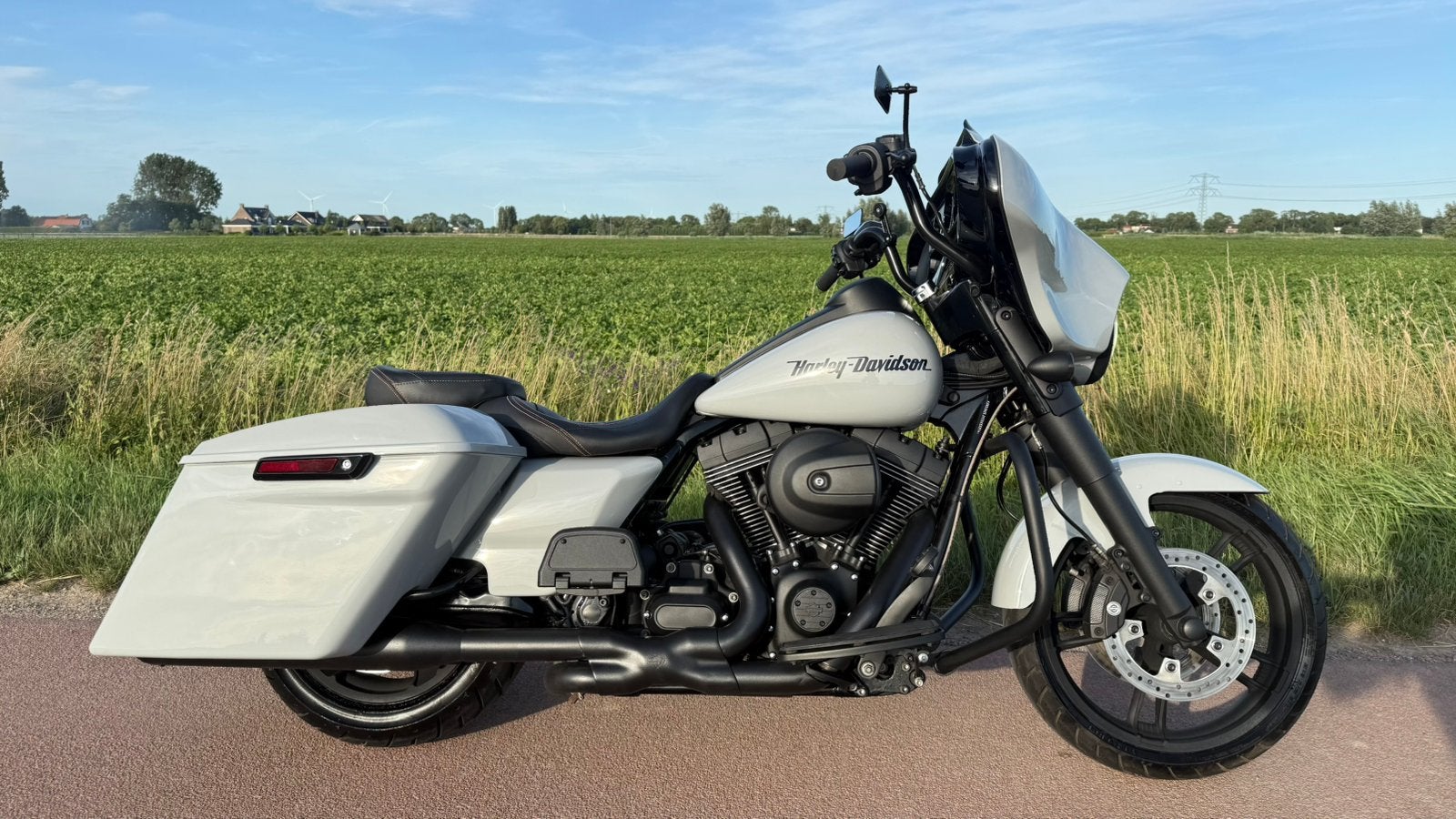 Harley-Davidson FLHTK Electra Glide Ultra Limited