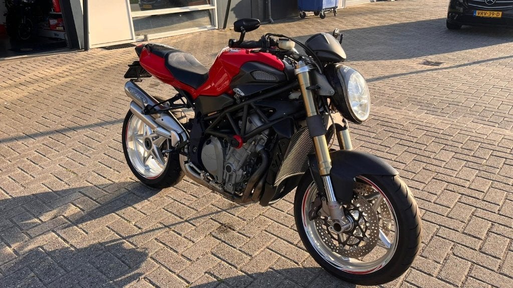 MV Agusta F4