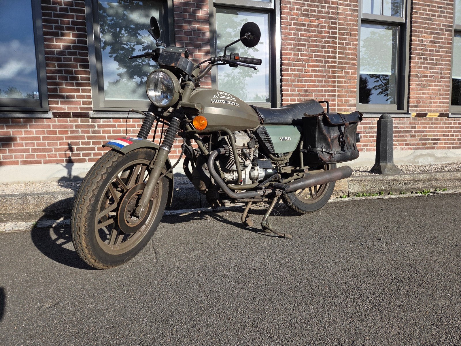 Moto Guzzi V 50