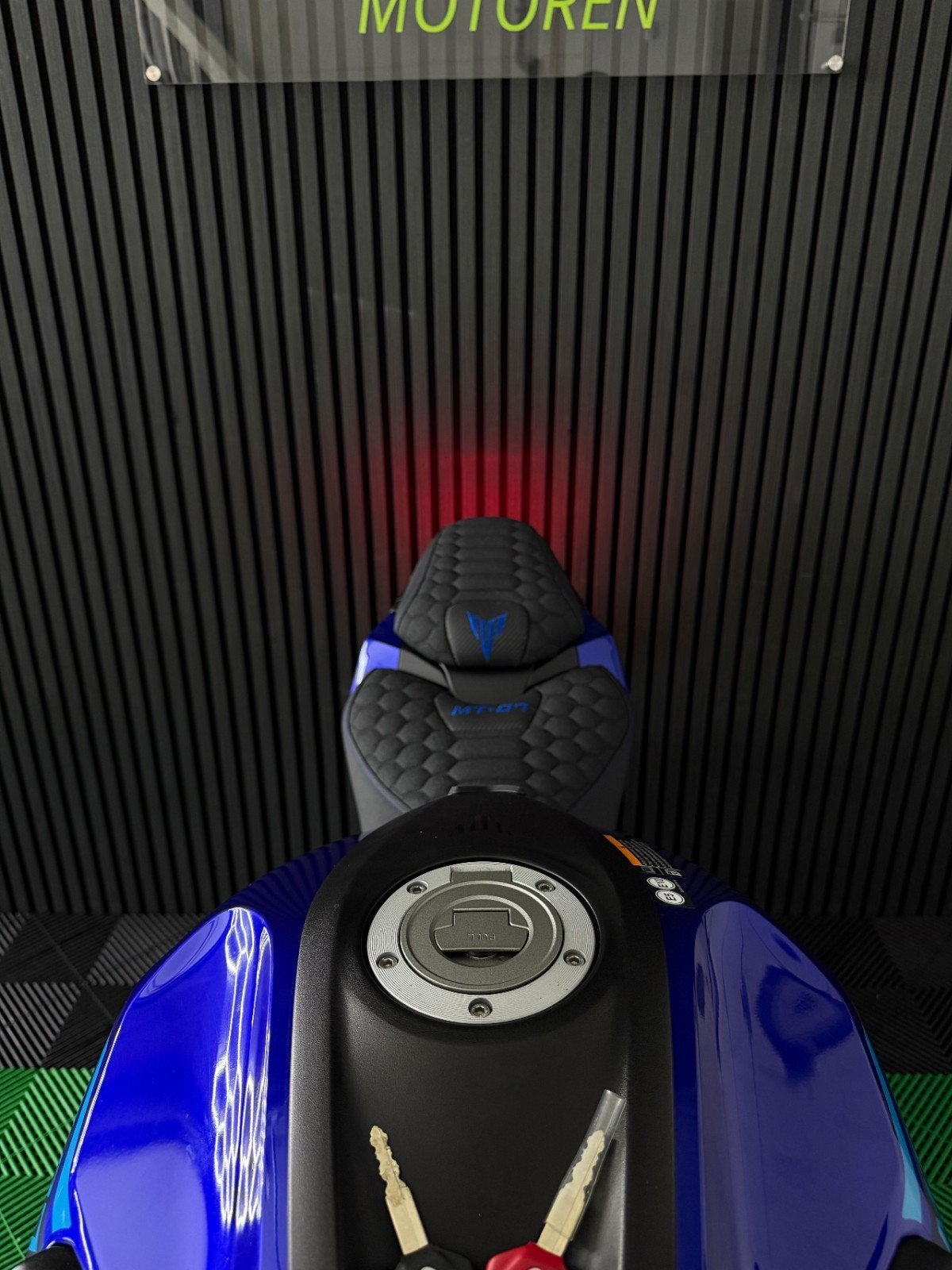 thumb-8