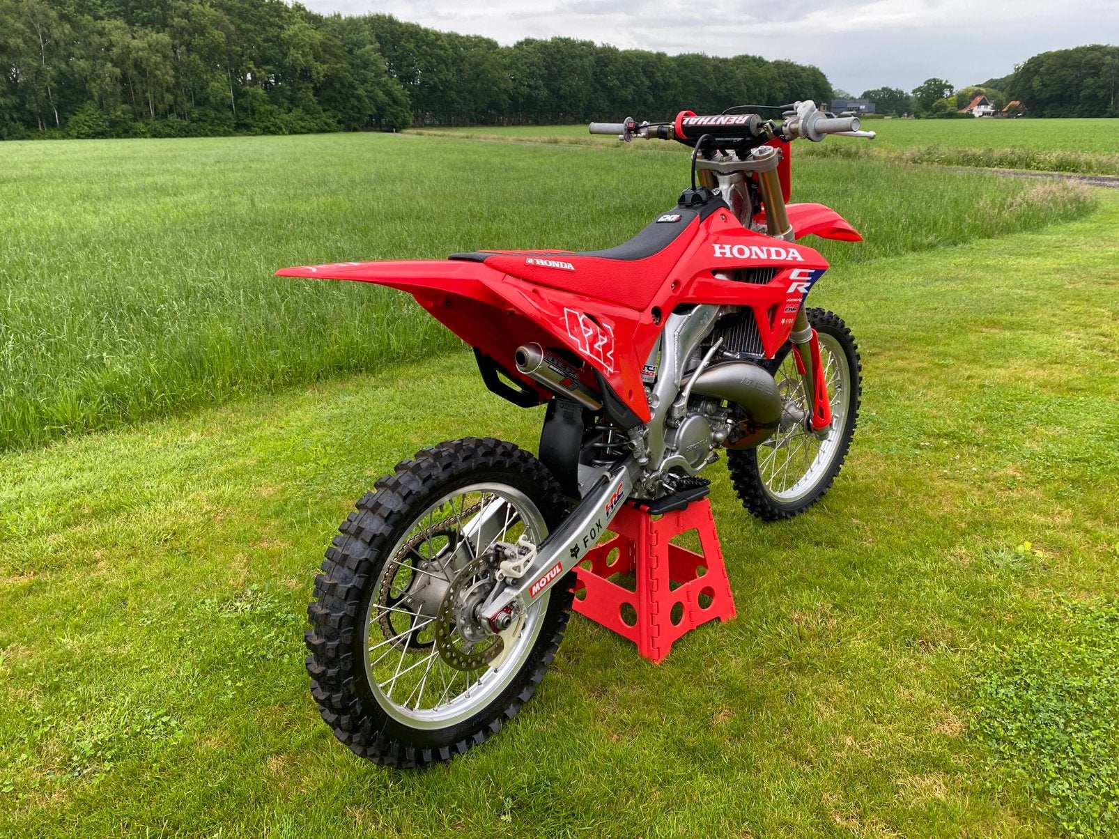 thumb-1