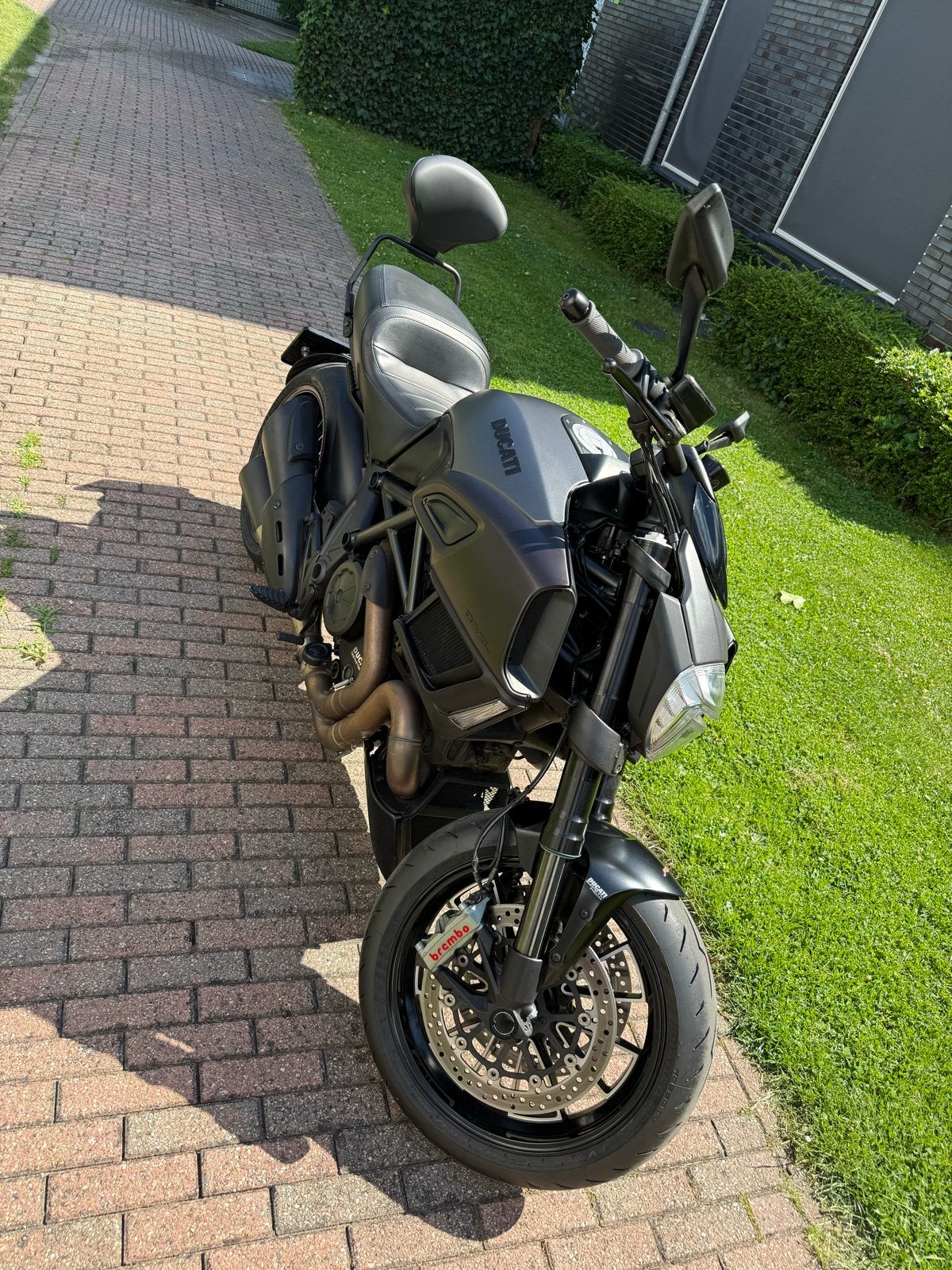 Ducati Diavel Dark