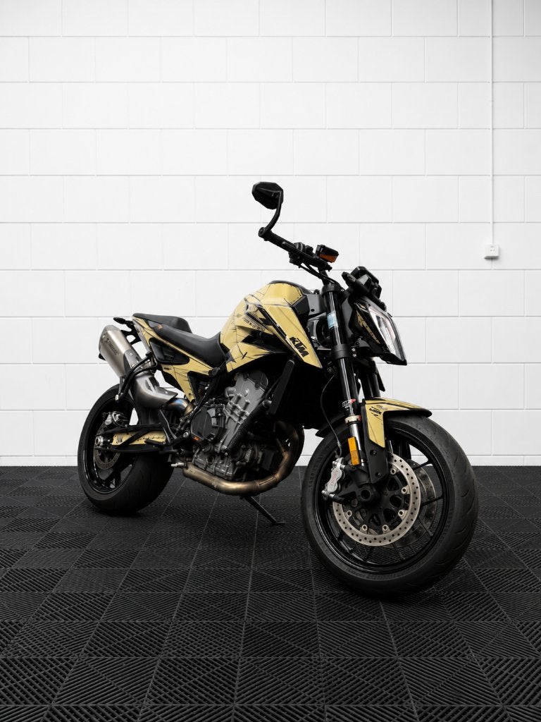 KTM 890 Duke