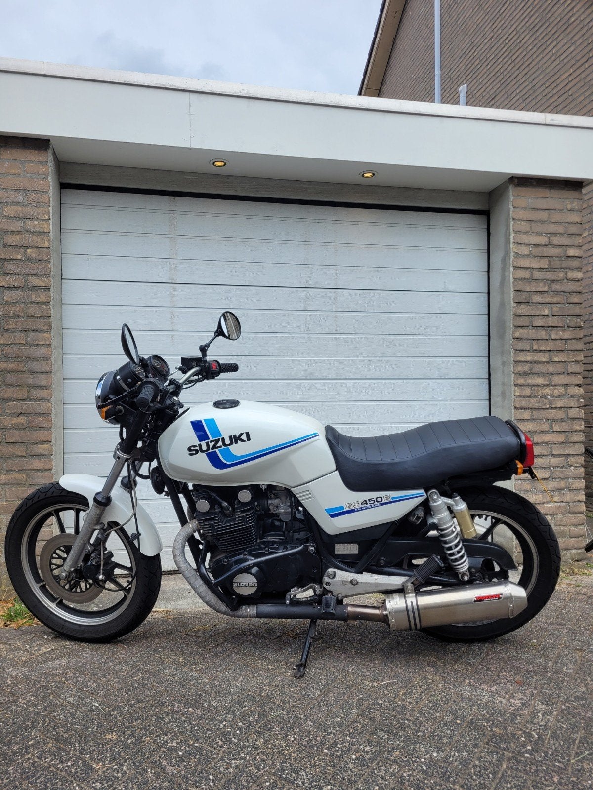 Suzuki GS 450E