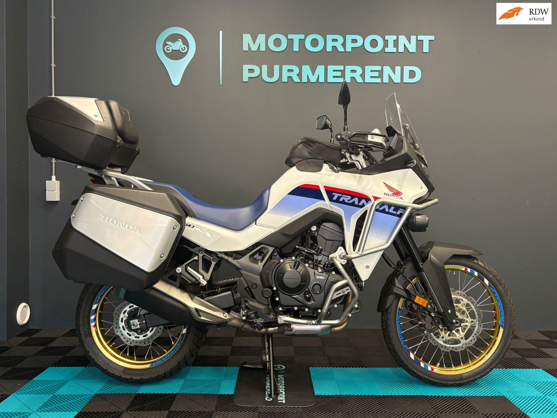 thumb-0