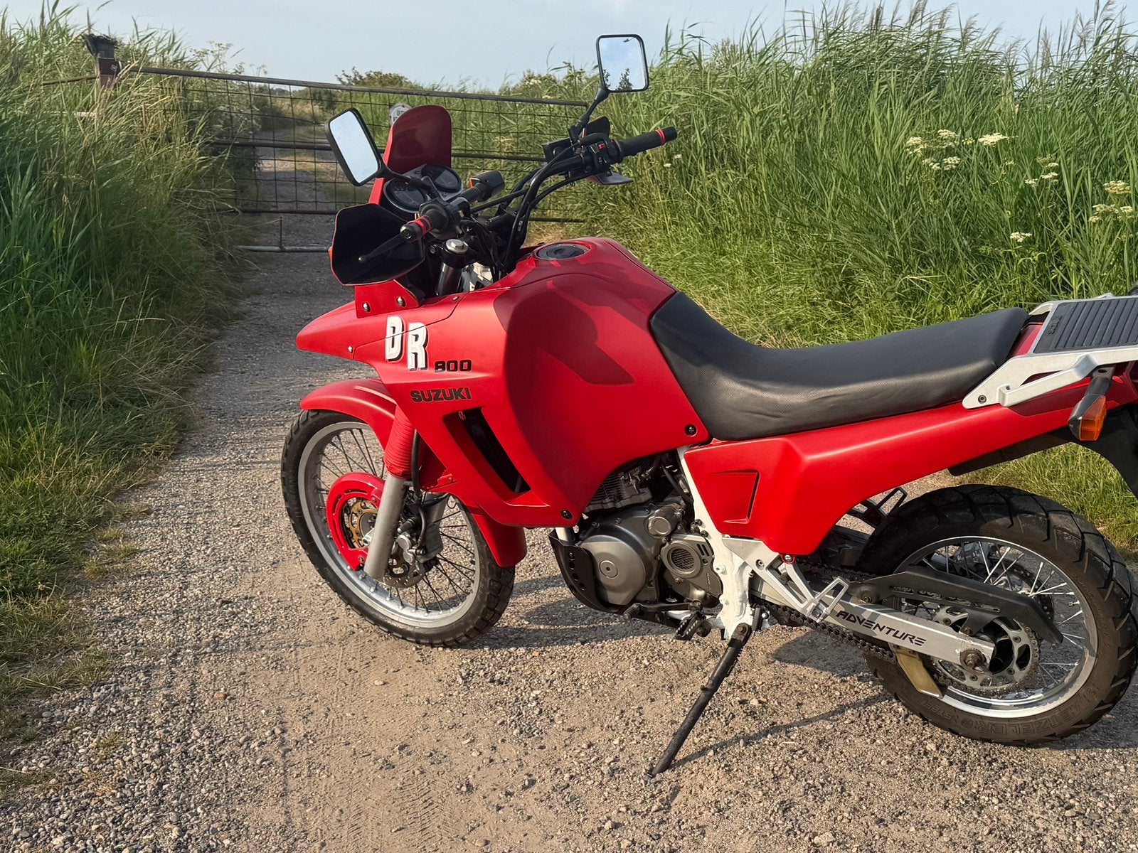 Suzuki DR800