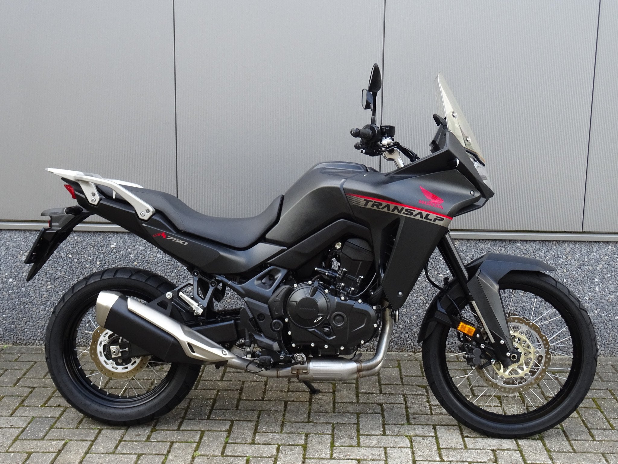 thumb-0