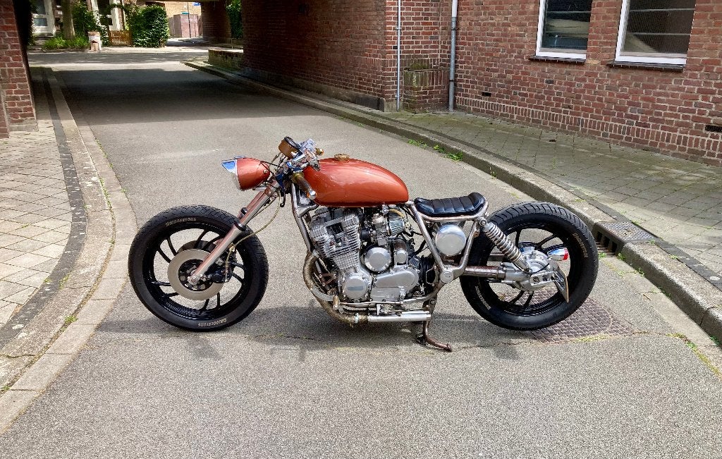 Yamaha XJ 700