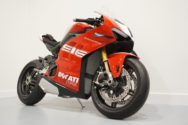 Ducati 916
