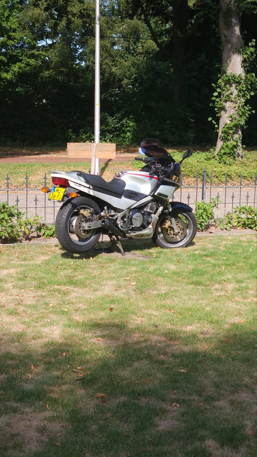 Yamaha FJ 1200