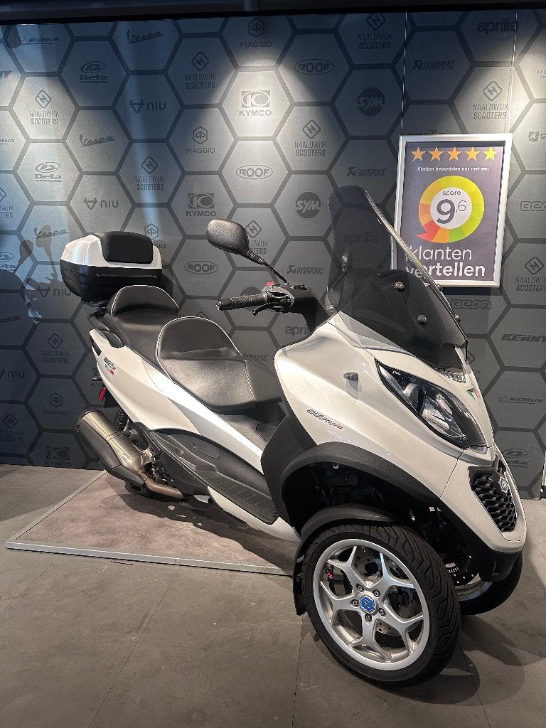 Piaggio MP3 500