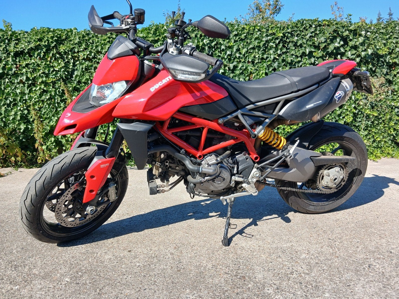 Ducati Hypermotard 950