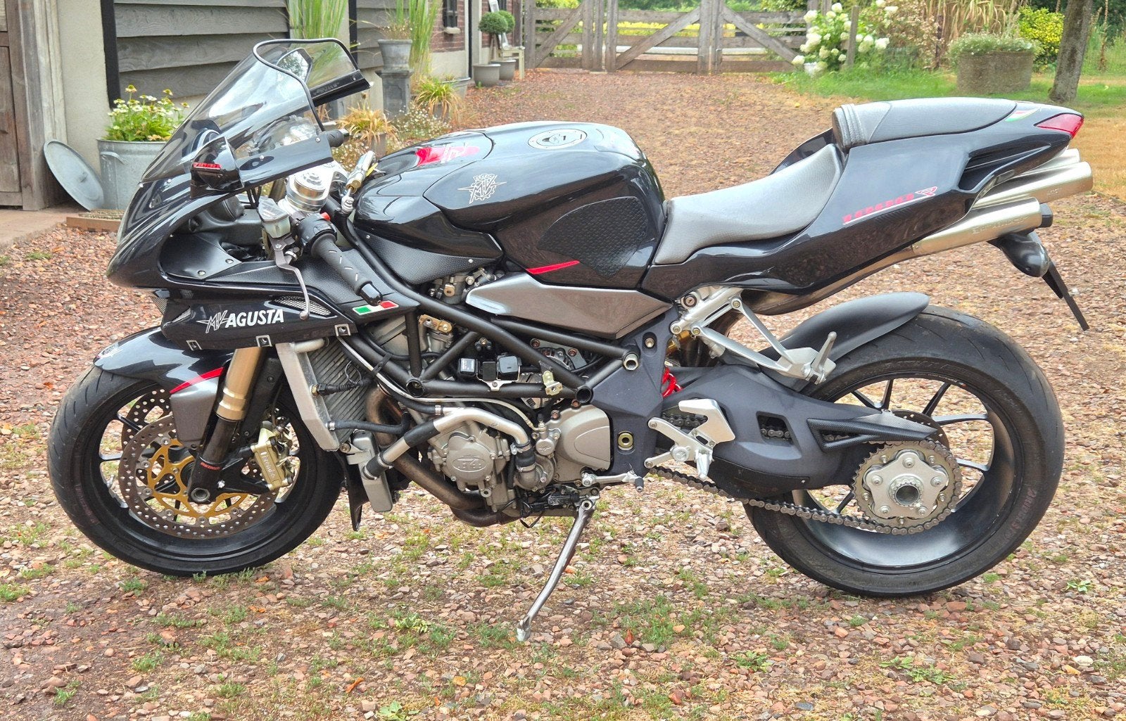 MV Agusta F4