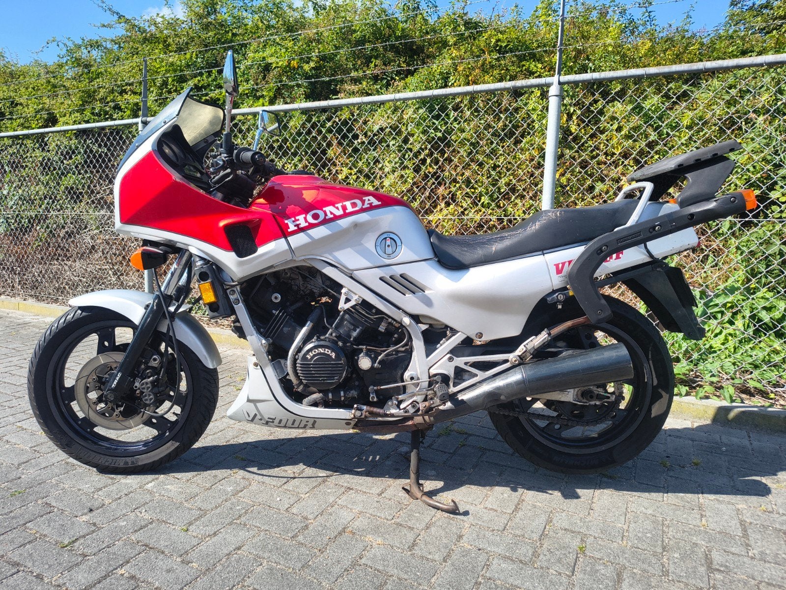 Honda VF 1000R