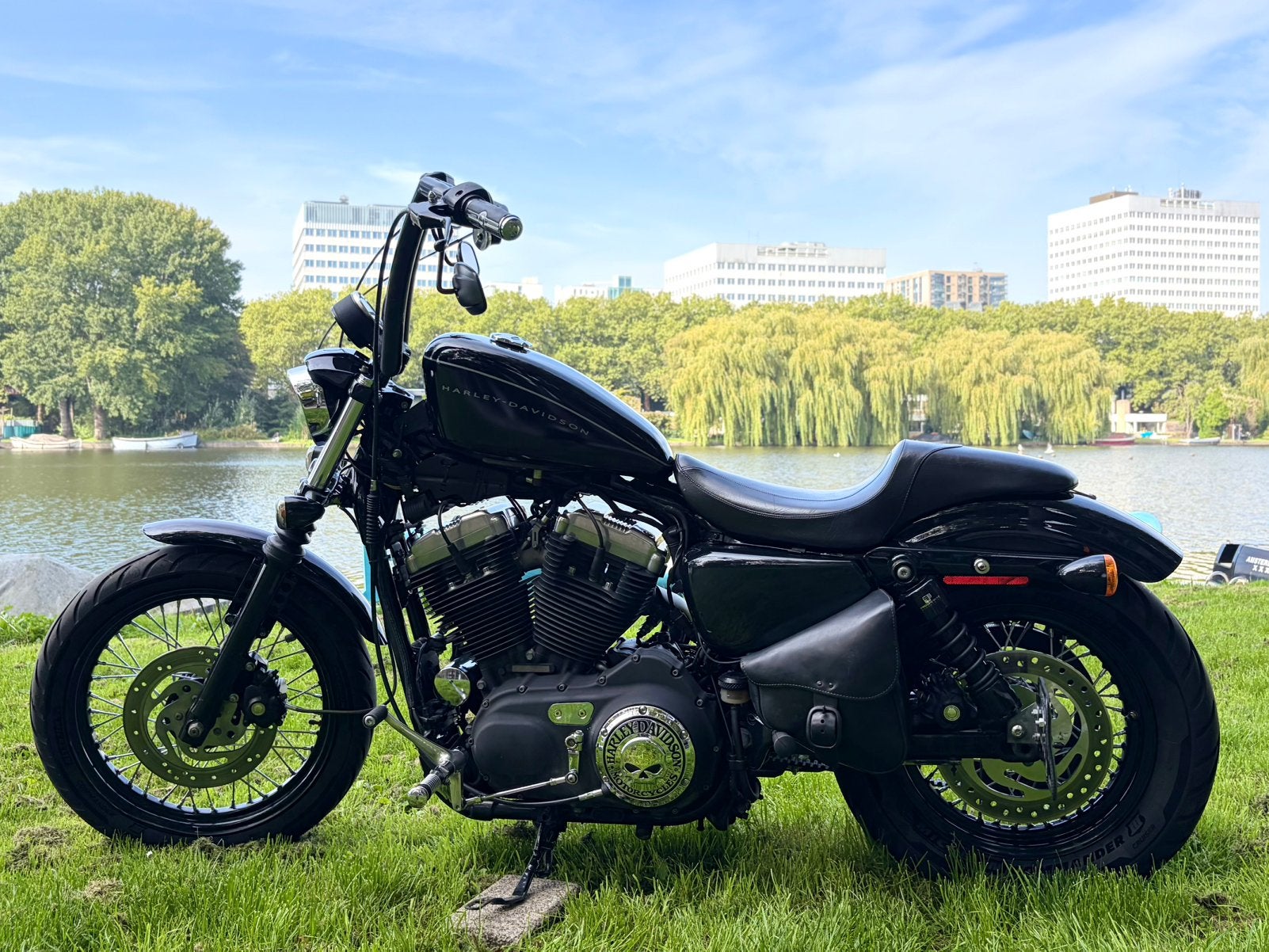 Harley-Davidson XL1200N Sportster Nightster
