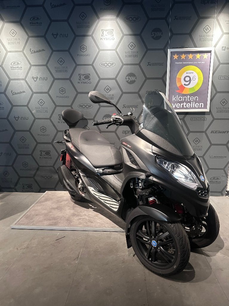 Piaggio MP3 300