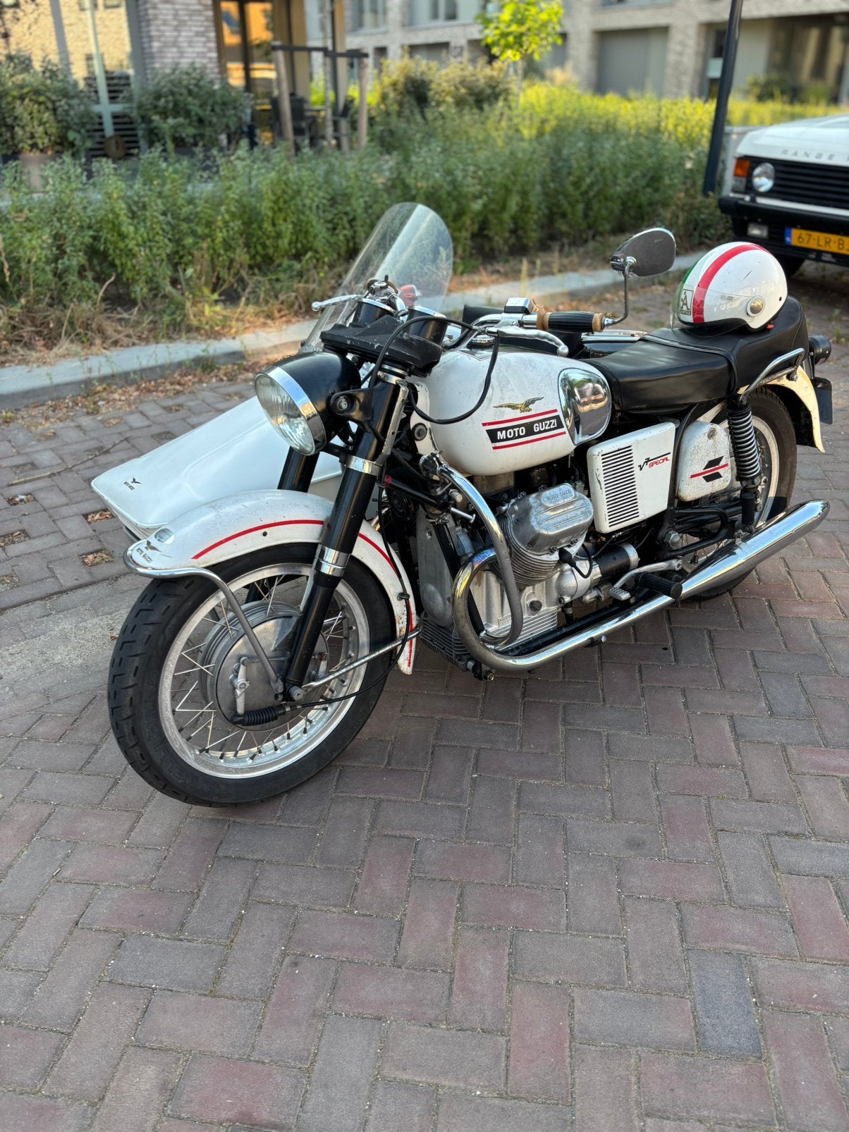Moto Guzzi V7 850 Special