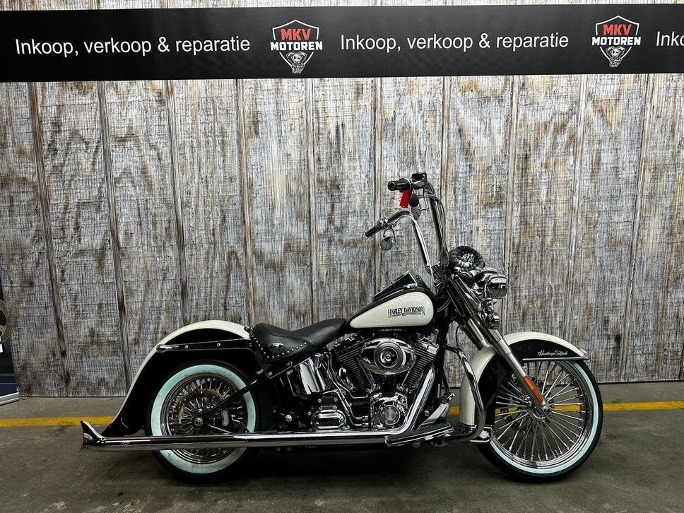 Harley-Davidson FLSTCI Heritage Softail Classic
