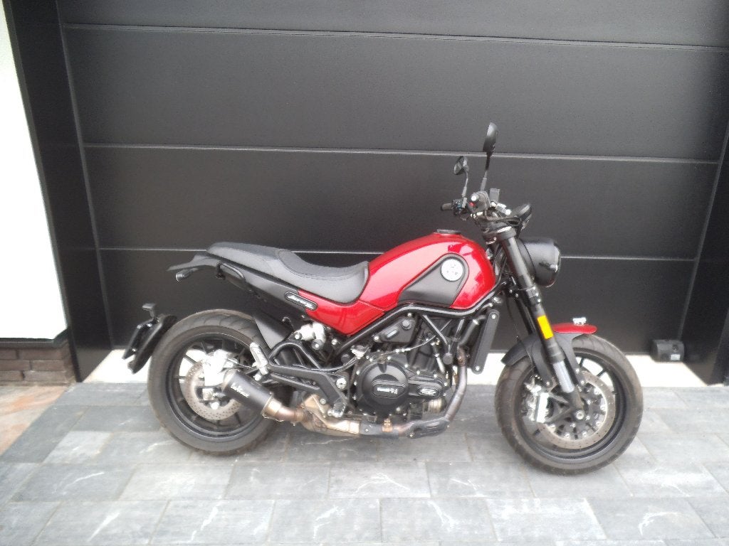 Benelli Leoncino 500