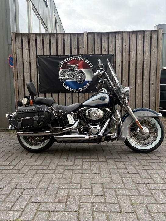 Harley-Davidson FLSTC Heritage Softail Classic