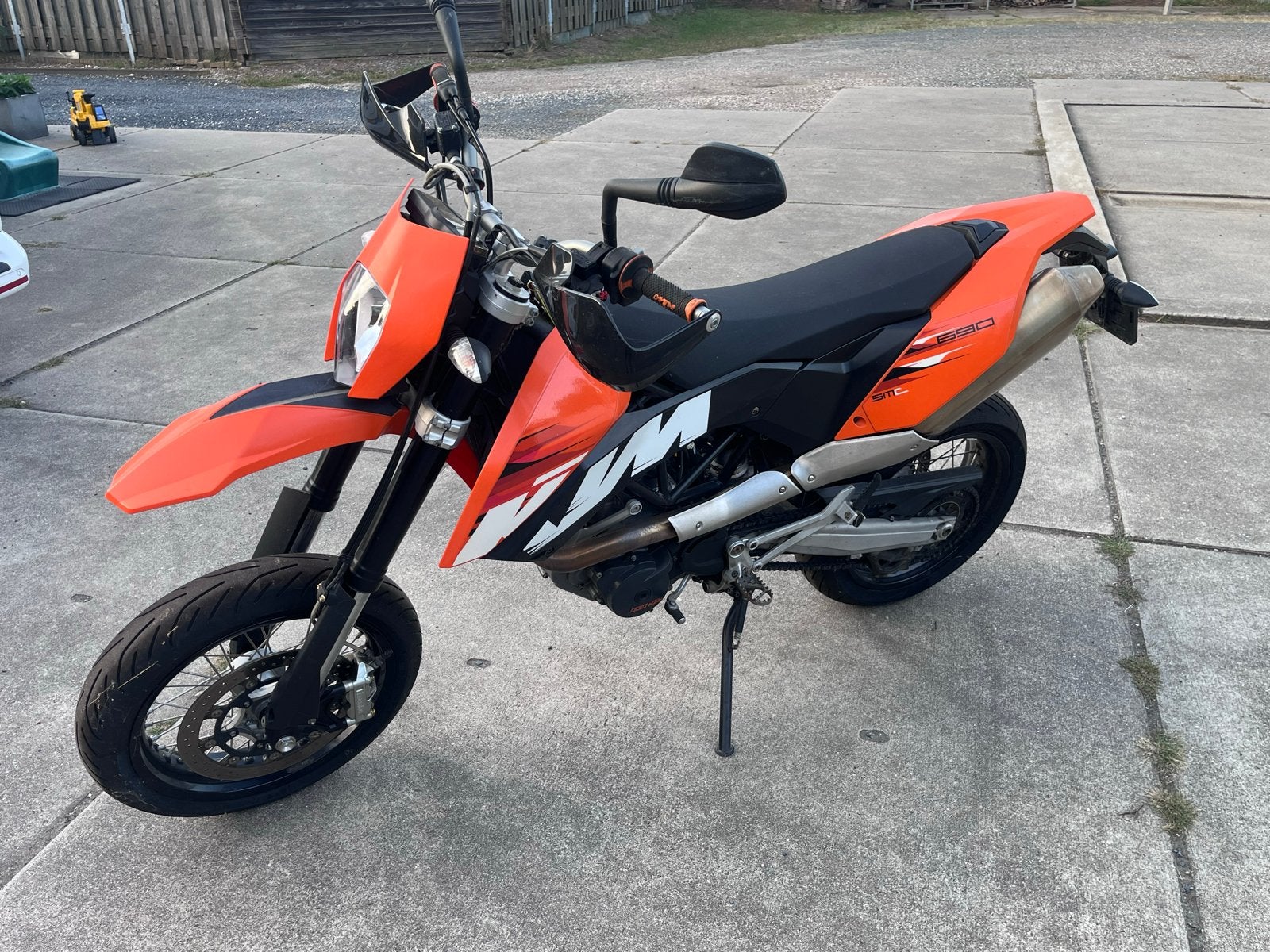 KTM 690 SMC