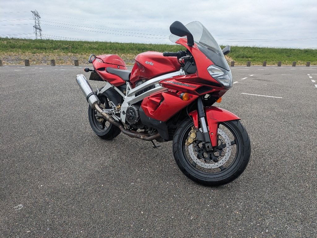 Aprilia SL 1000 Falco