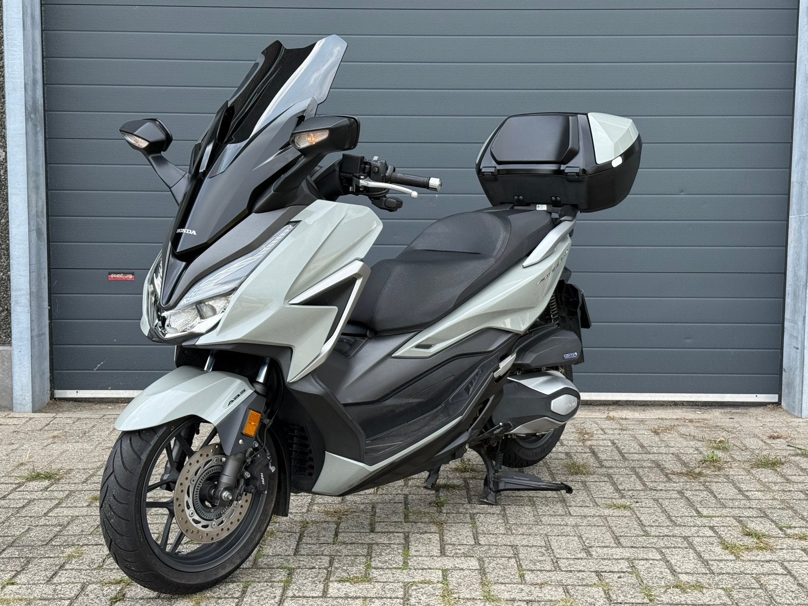Honda Forza 350