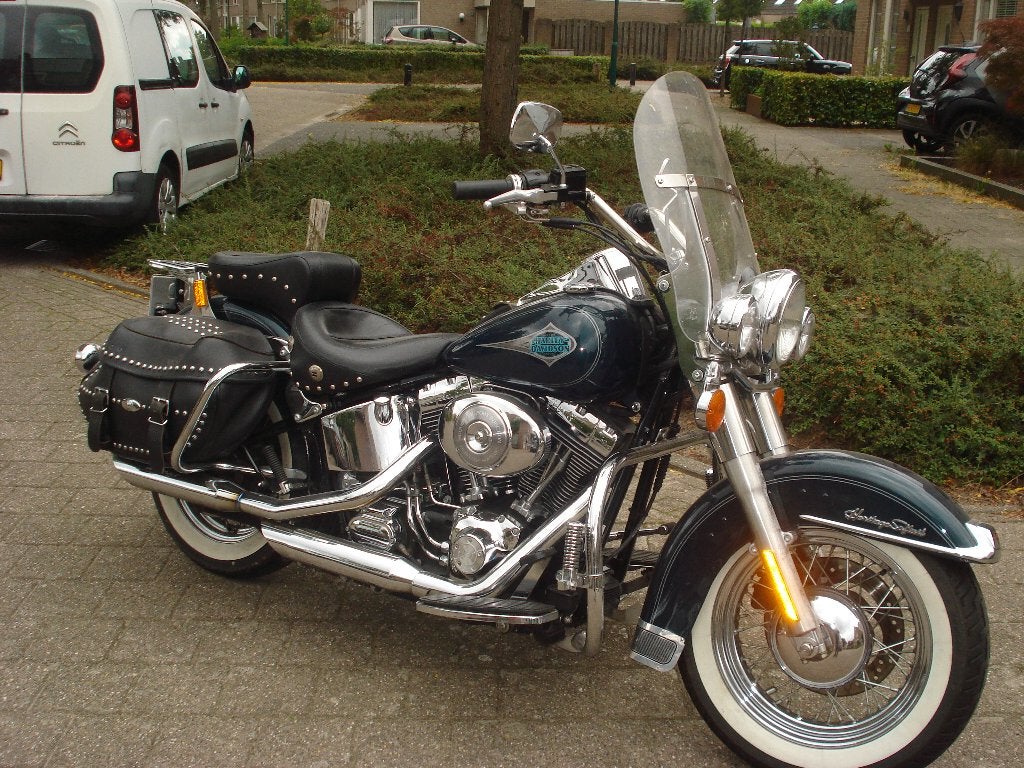 Harley-Davidson FLSTC Heritage Softail Classic