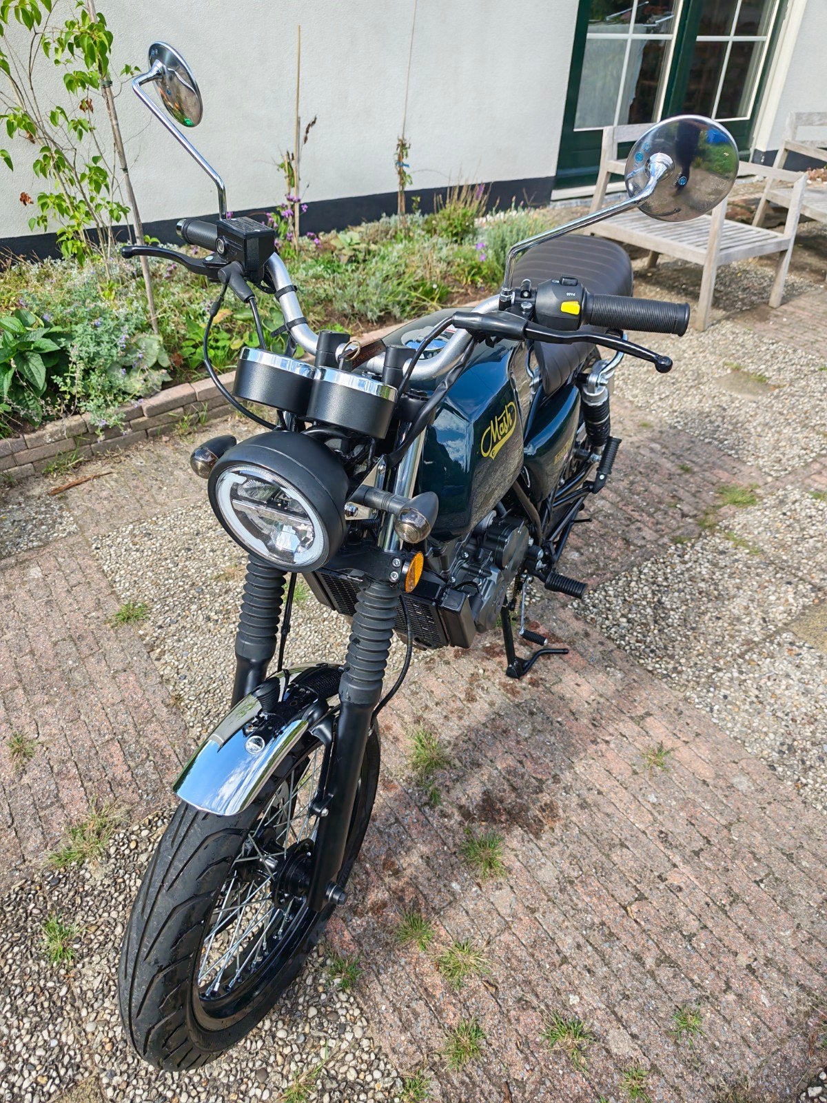 Mash British Seven 125