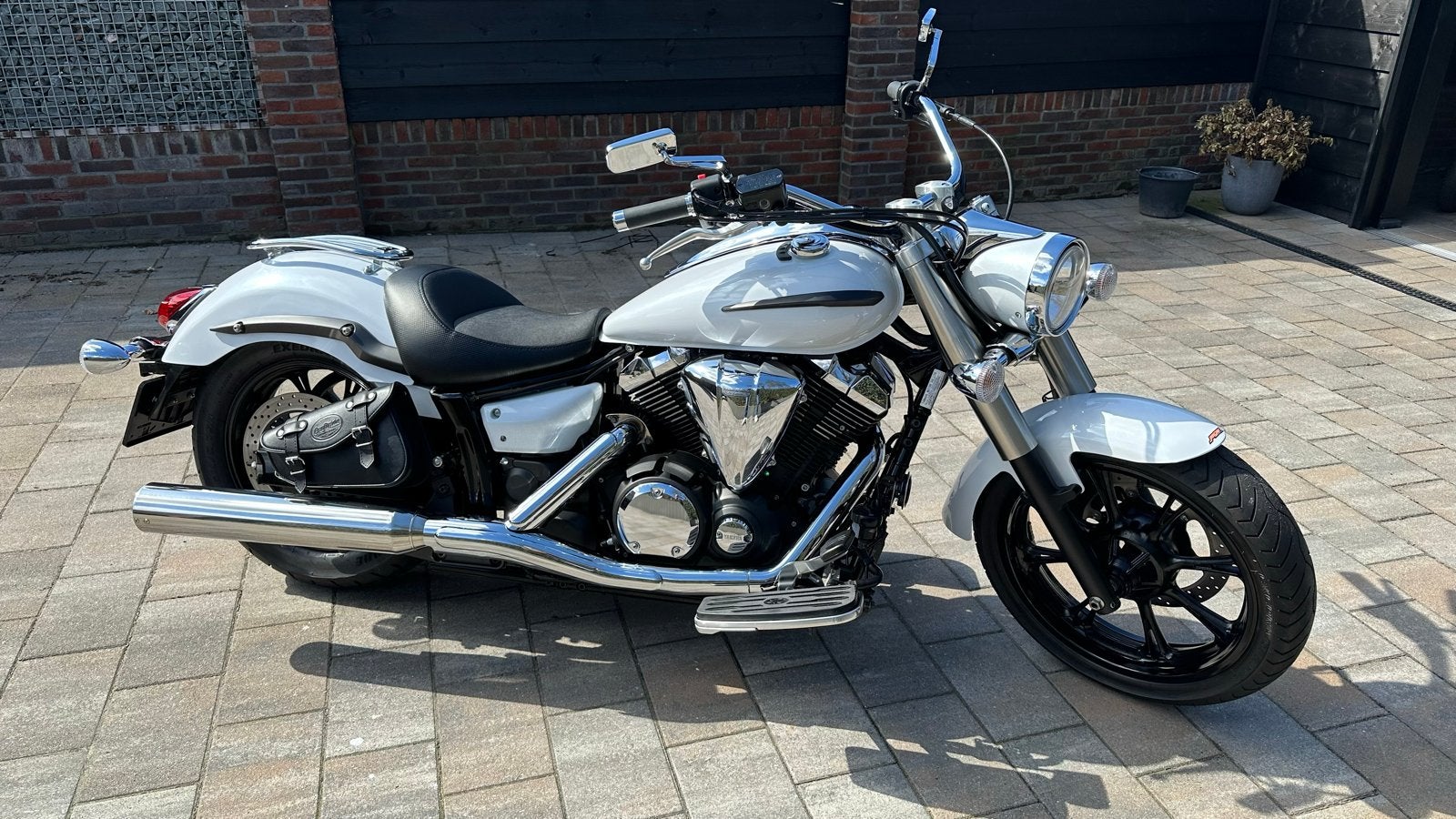 Yamaha XVS 950 V-Star Midnight