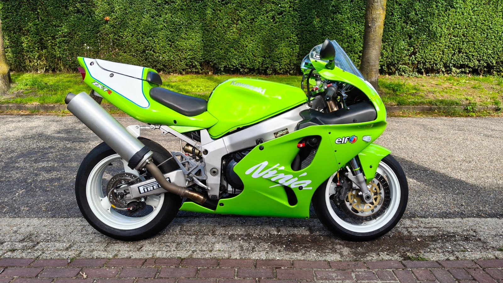 Kawasaki ZX7R