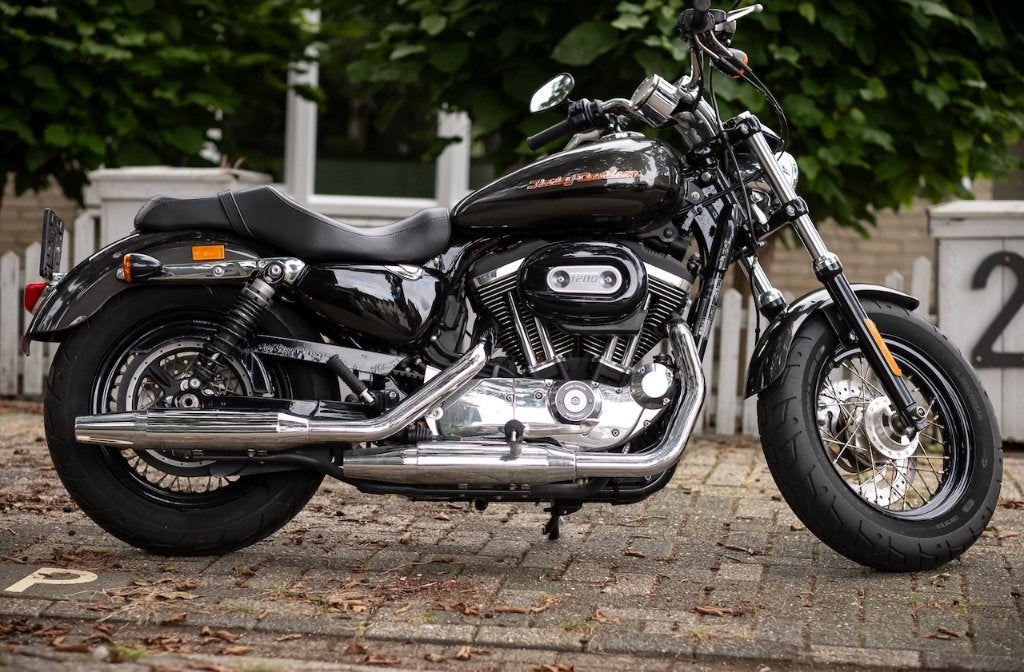 Harley-Davidson XL 1200C Sportster Custom