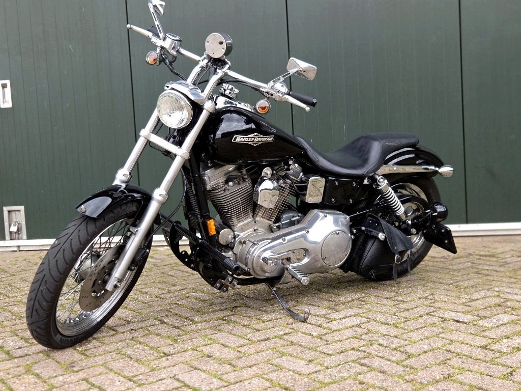 Harley-Davidson FXD Dyna Super Glide