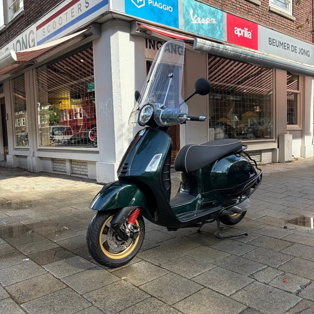 Vespa GTS 300