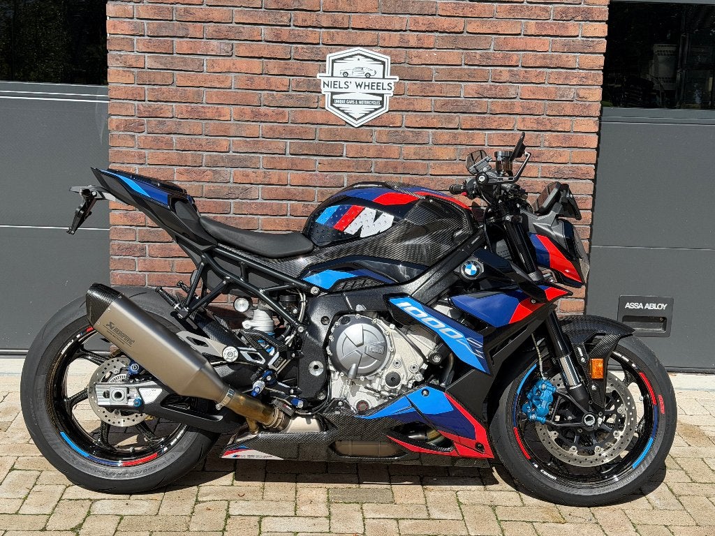 BMW M 1000 R