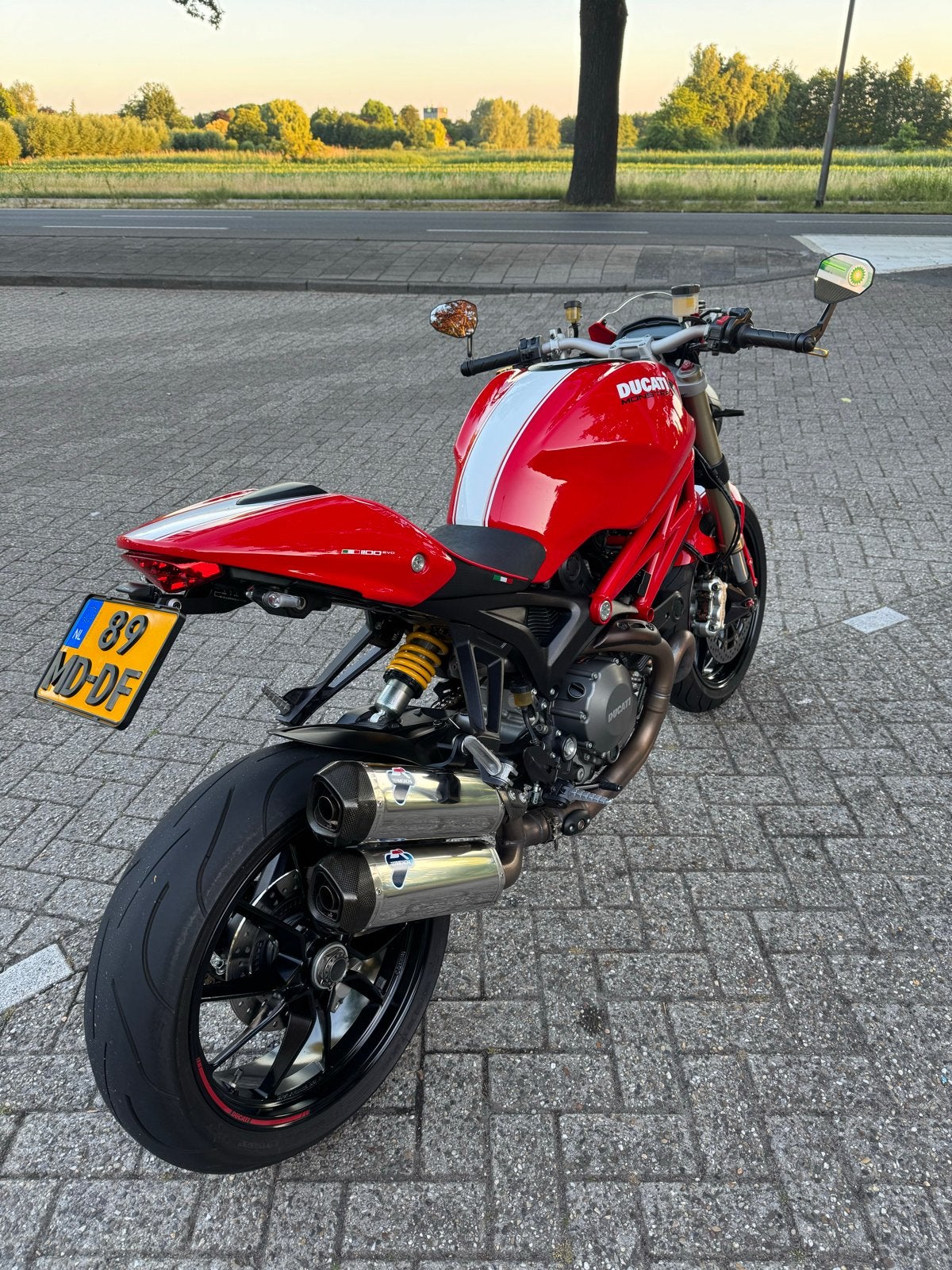 Ducati Monster 1100 EVO