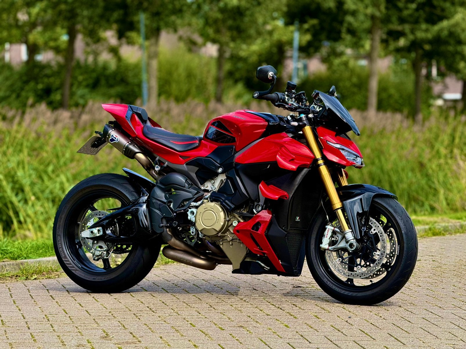 Ducati Streetfighter V4 S