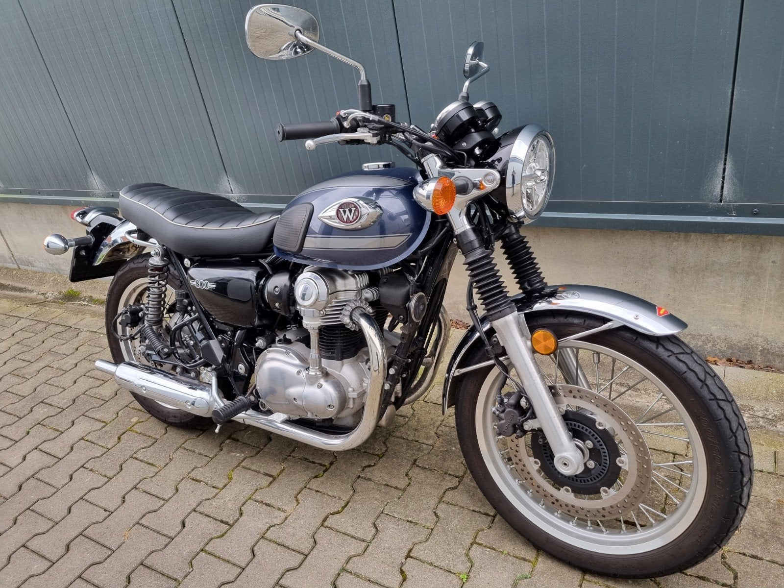 Kawasaki W 800