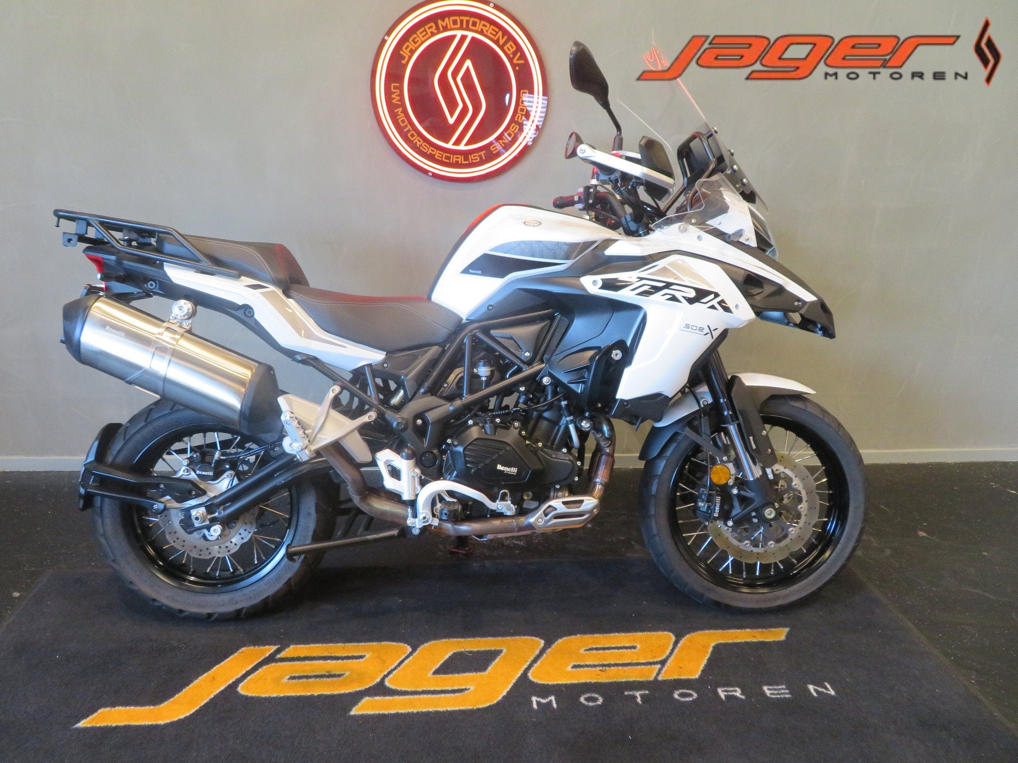 Benelli TRK 502