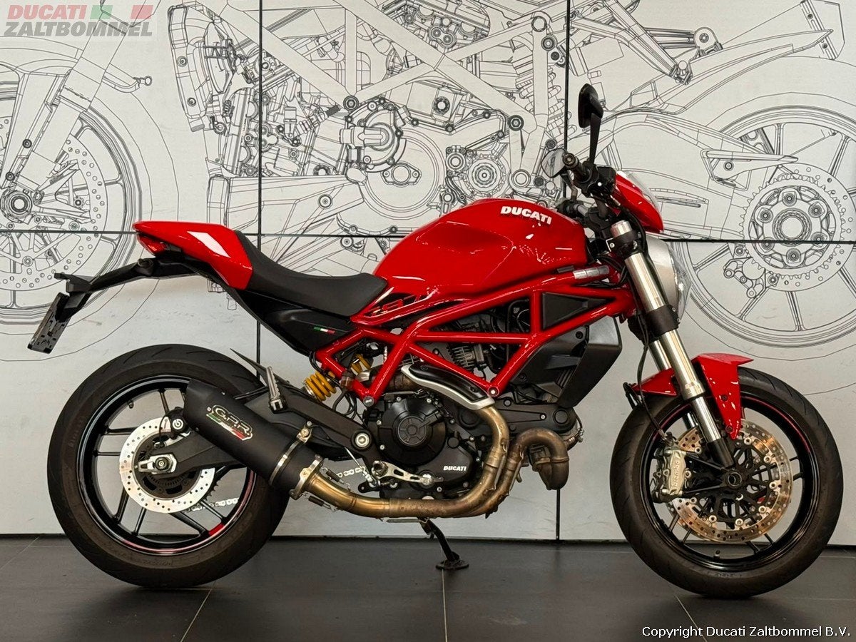 Ducati Monster 797
