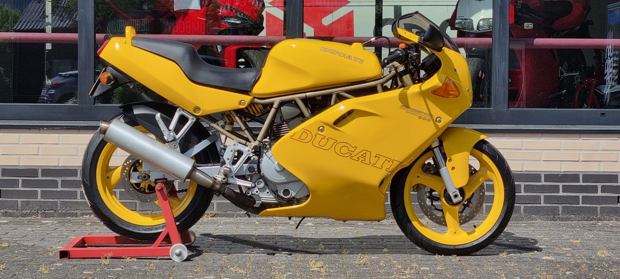 Ducati 600SS
