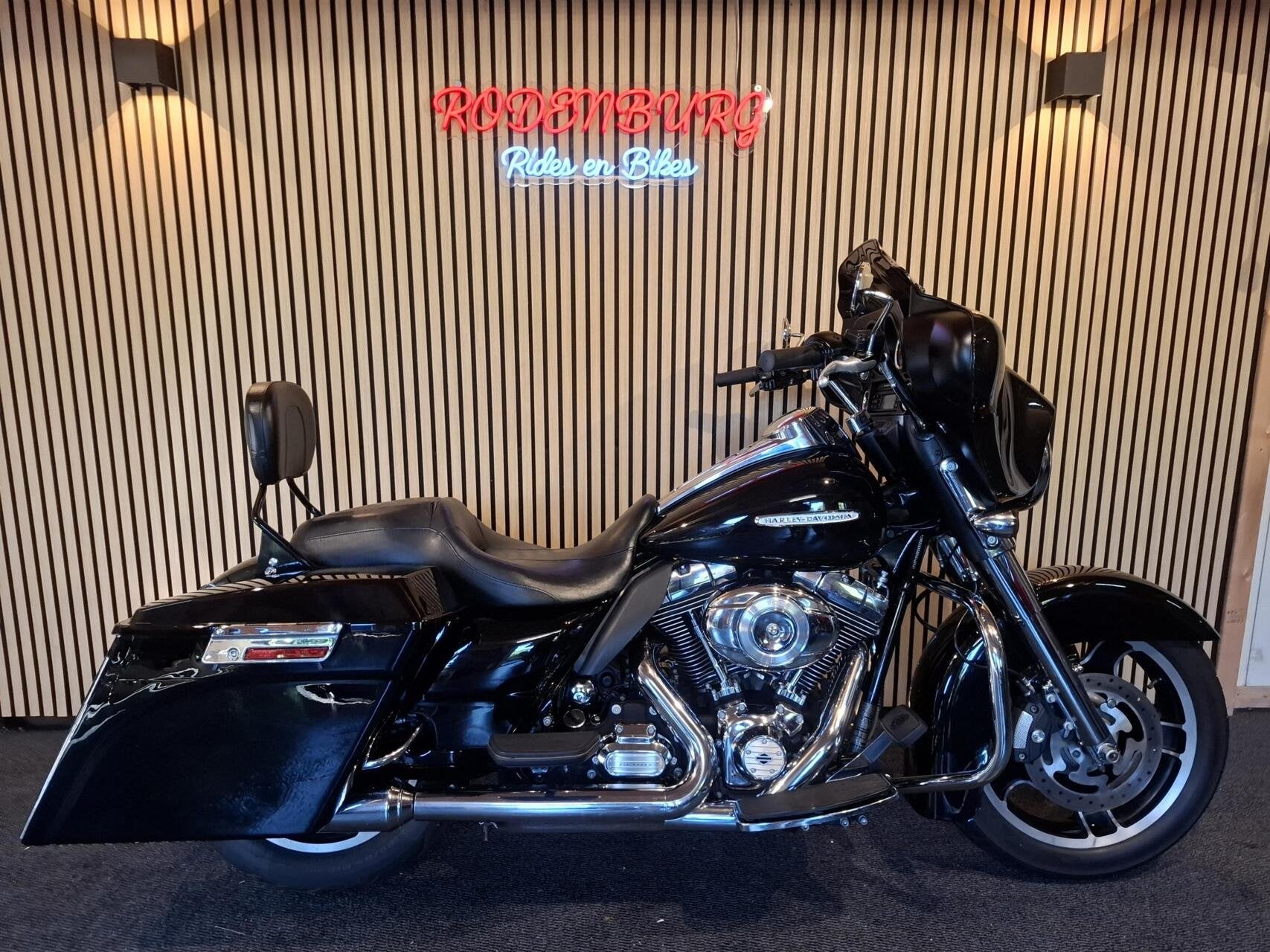 Harley-Davidson FLHX Street Glide