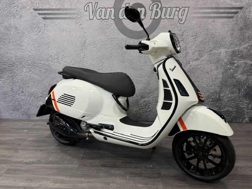 Vespa GTS 300