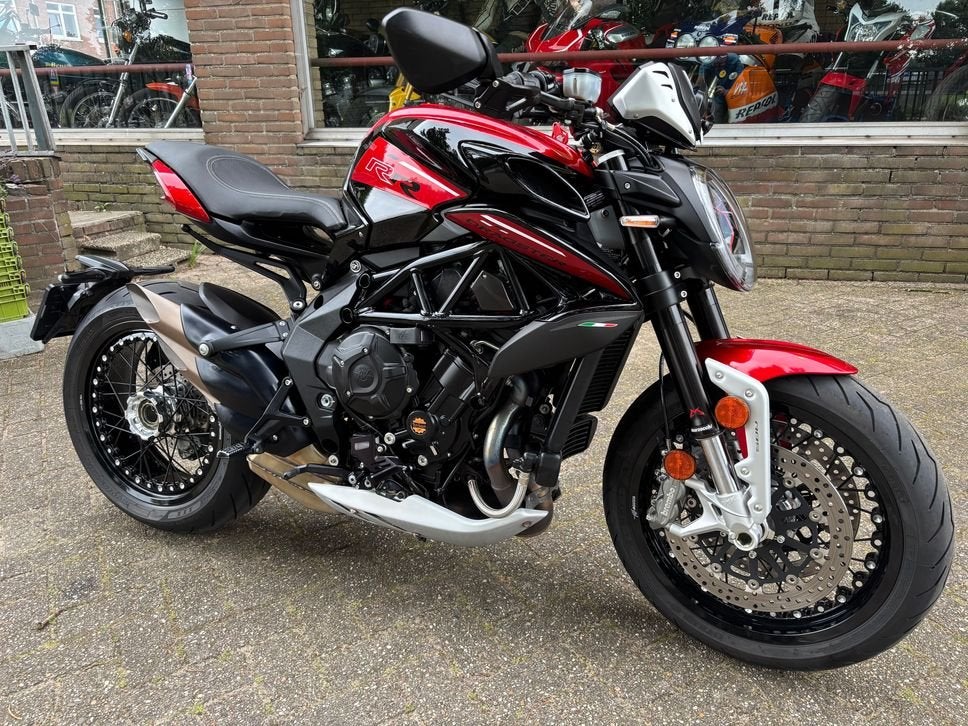MV Agusta Dragster 800