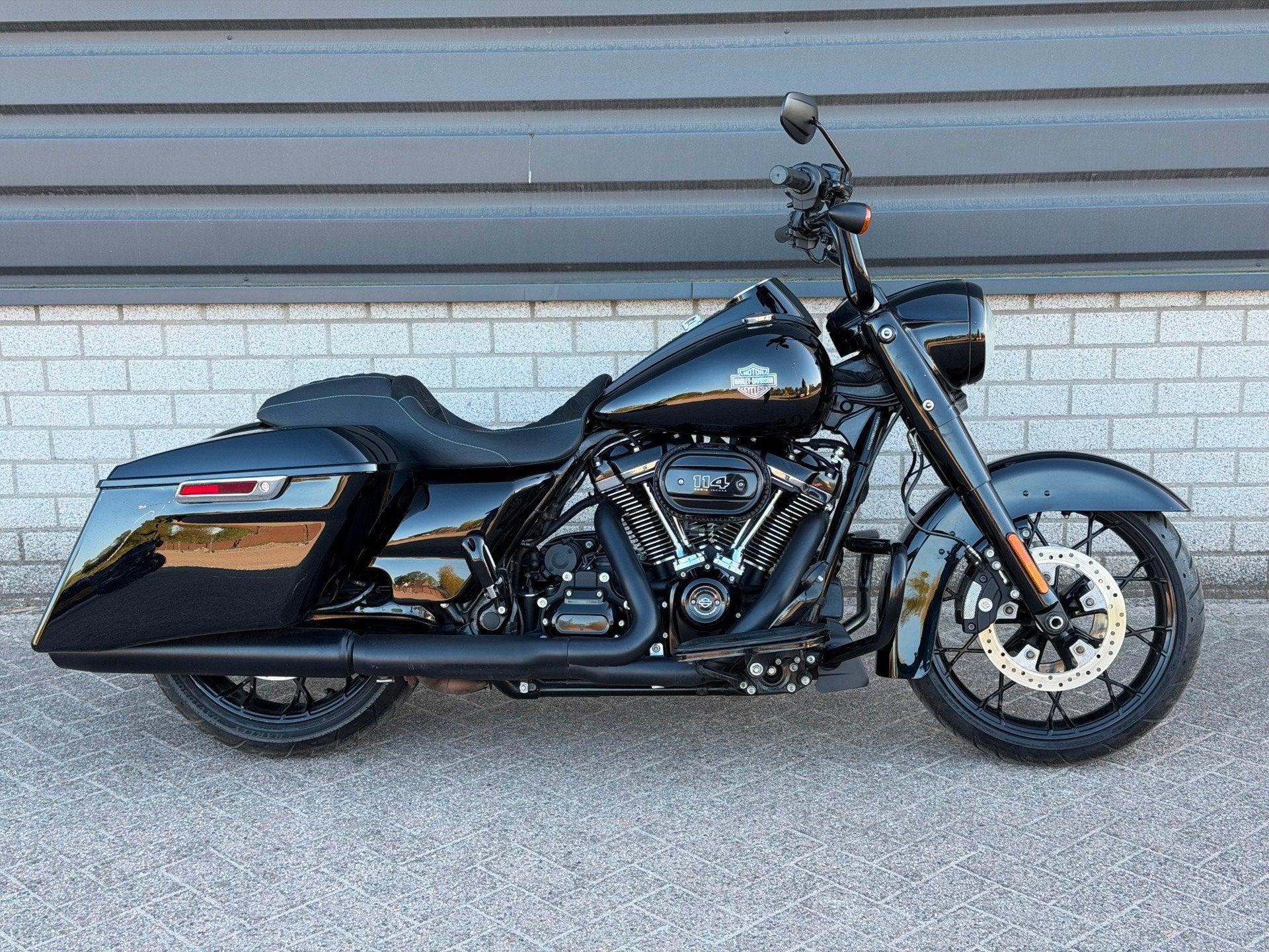 Harley-Davidson FLHRXS Road King Special 114