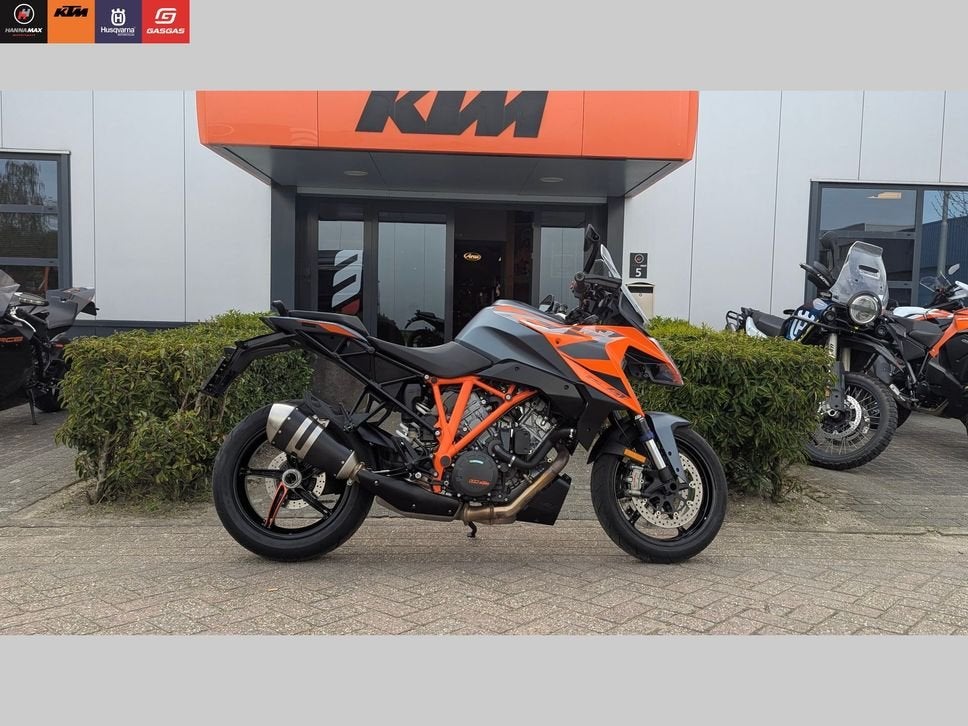 KTM 1290 Super Duke GT